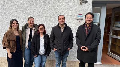 Vertreter der Diakonie Sulz zusammen mit Ali Zarabi